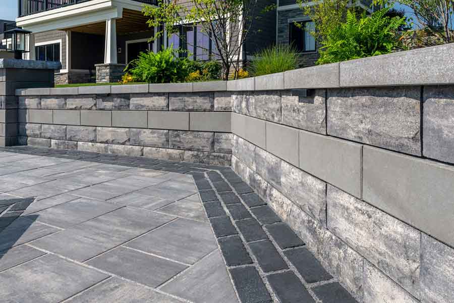 Unilock-U-Cara_Wall_Granite  src=